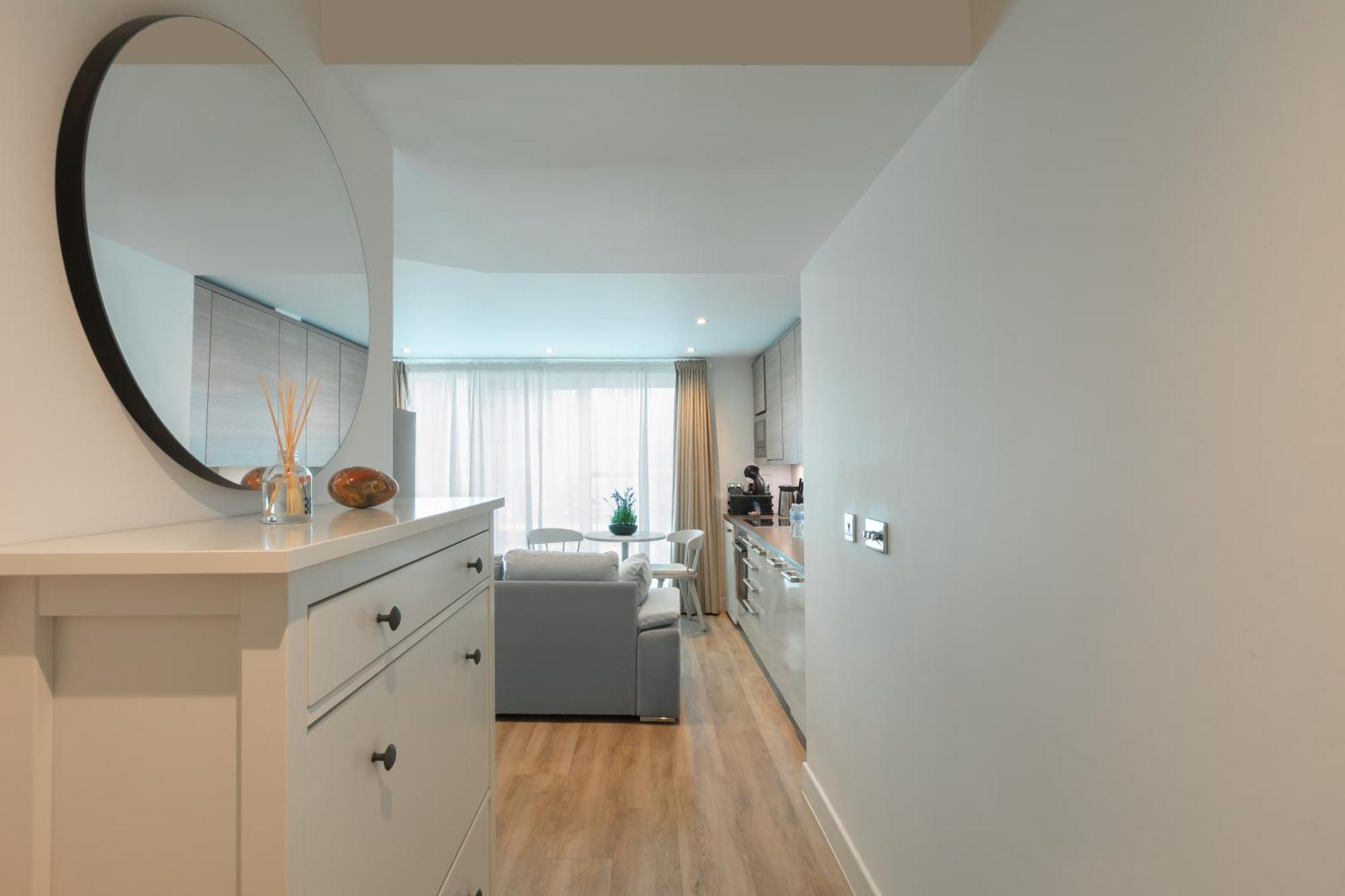 Vauxhall Luxury Manhattan London Bagian luar foto